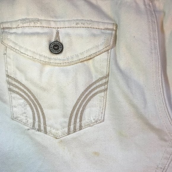 👗 White Distressed Denim Mini Skirt 👗 - Picture 7 of 7